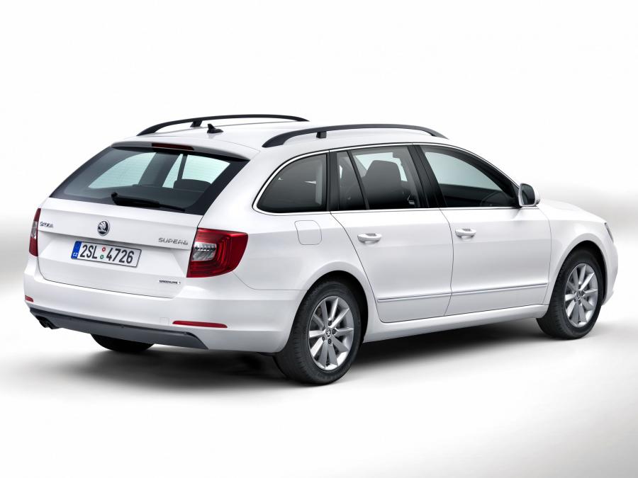  Skoda Superb Combi GreenLine 2013 года  (фото 4 из 6)